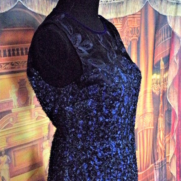 T. Tahari Women's Embroidered Midi Dress - Picture 6 of 9